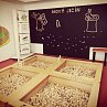 V expozici klobouků přibyly další herní prvky