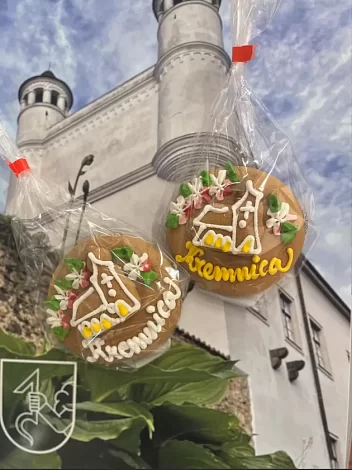 Perníky z&nbsp;našeho partnerského města Kremnice k&nbsp;prodeji!