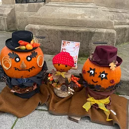 Dýňová výzdoba na Masarykově náměstí