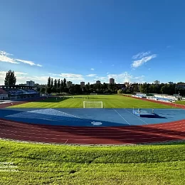 Fotbalový a&nbsp;atletický stadion