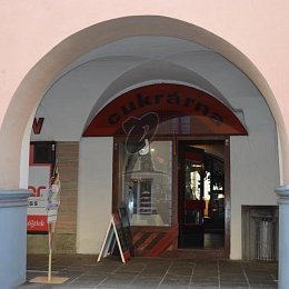 Červená cukrárna a kavárna