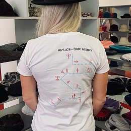 Nový Jičín nabízí město na tričkách